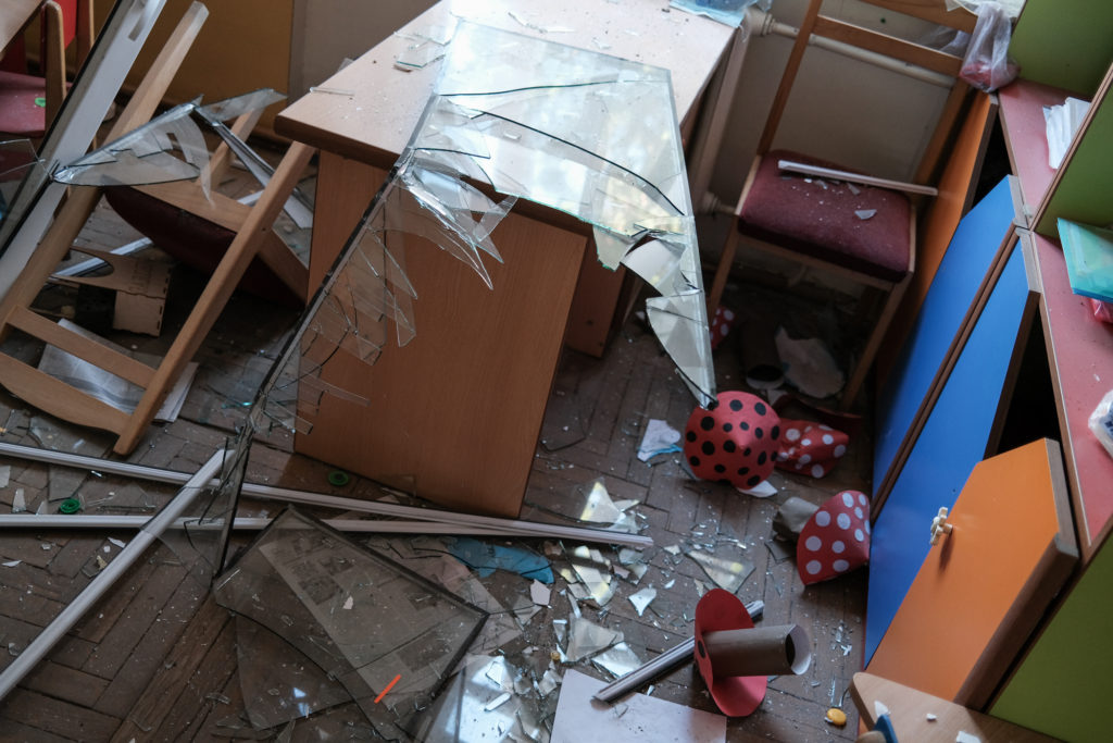 Azerbaijan bombing destroys school in Stepanakert, Nagorno Karabakh / Artsakh